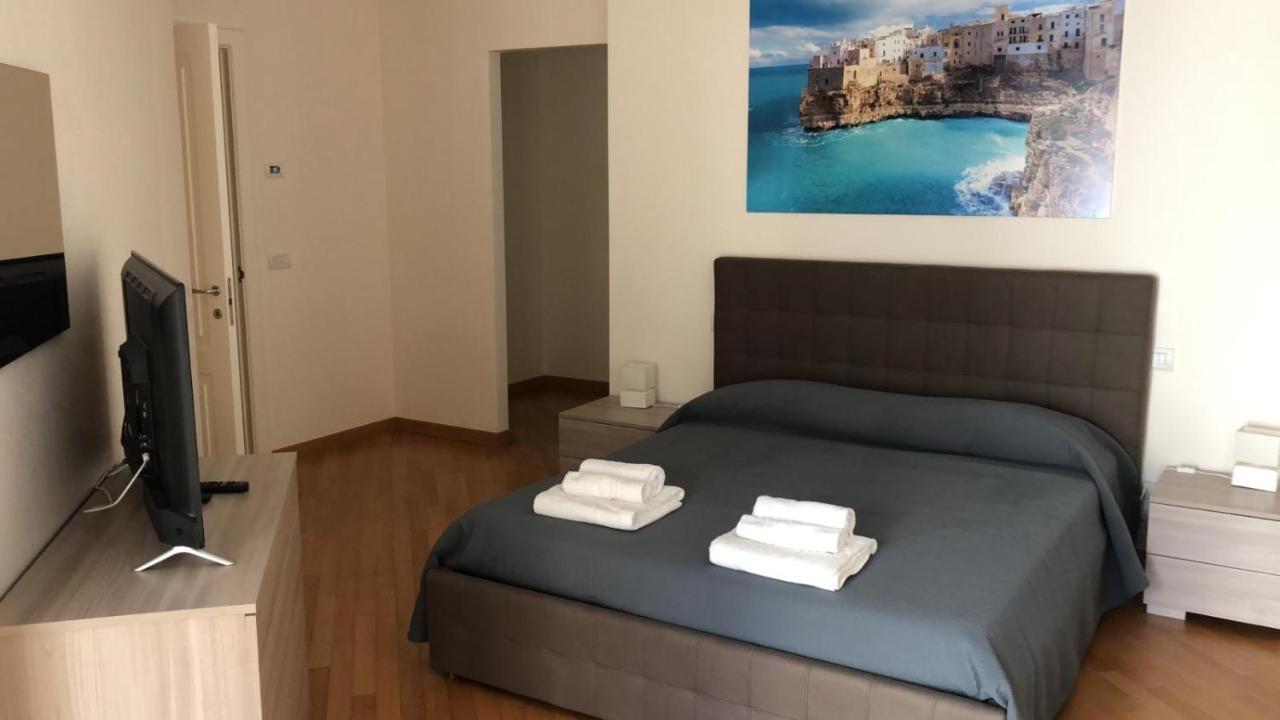 Berga Exclusive Suite 4 Bari Luaran gambar