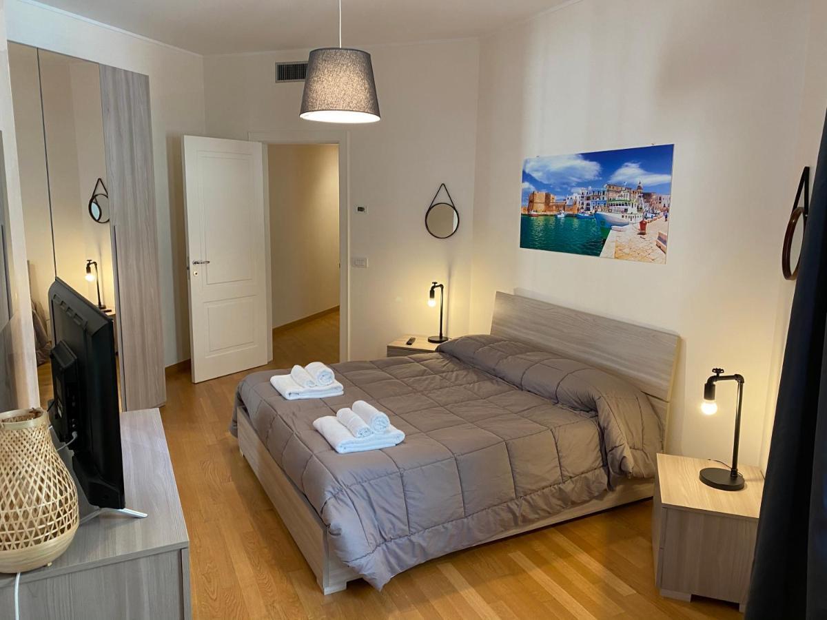 Berga Exclusive Suite 4 Bari Luaran gambar