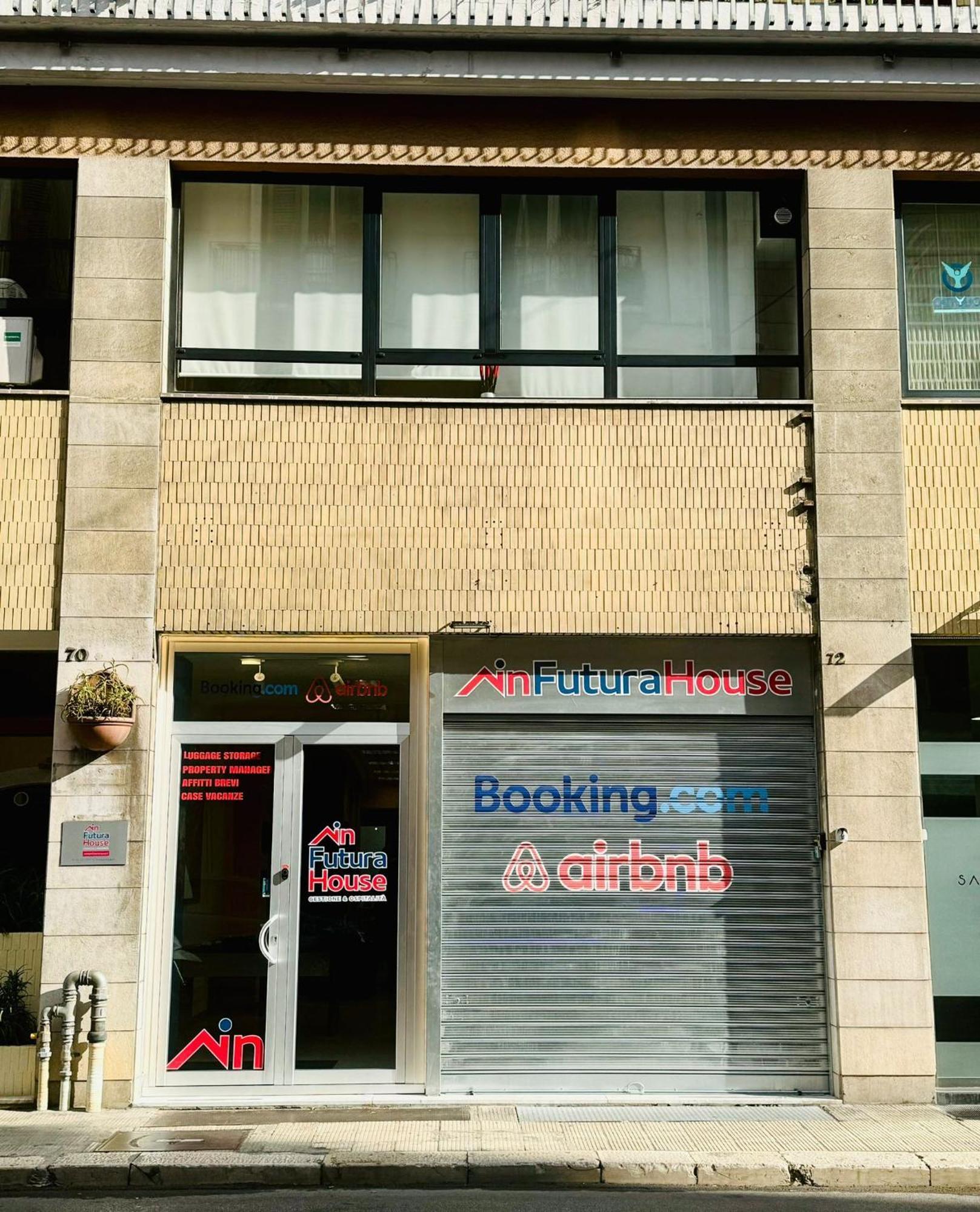 Berga Exclusive Suite 4 Bari Luaran gambar